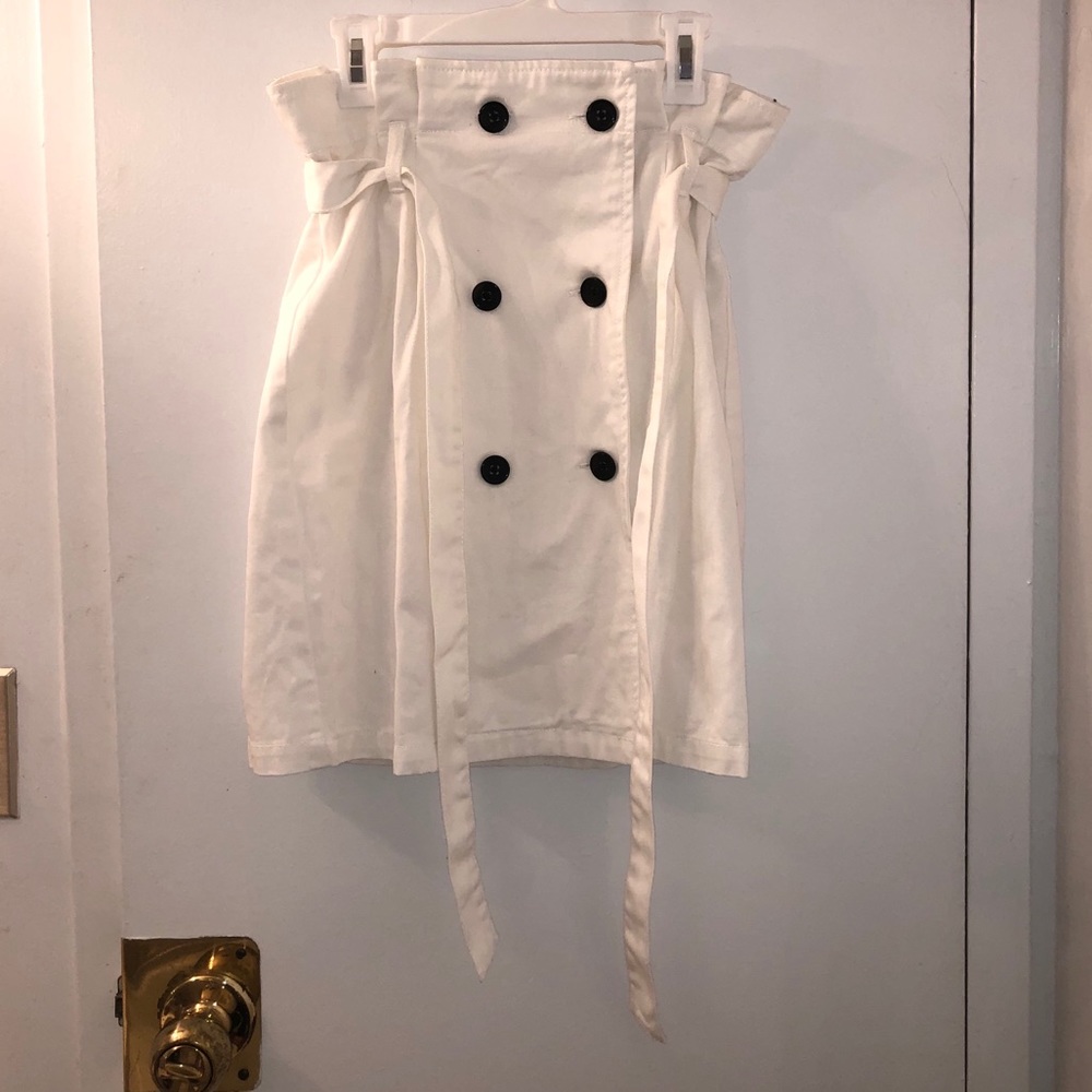 Venus Belted Paper Bag Skirt (Size 2) Never Worn